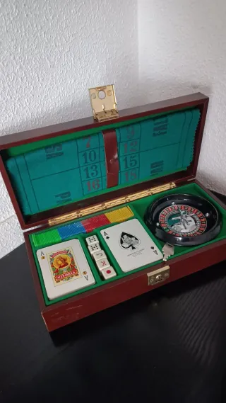 Maletín Juegos Ruleta Póker. Dados