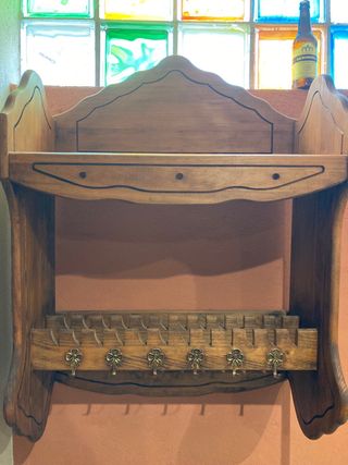 Platero madera rústica con ganchos