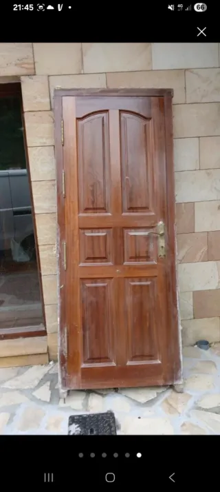 Puerta madera iroko entrada