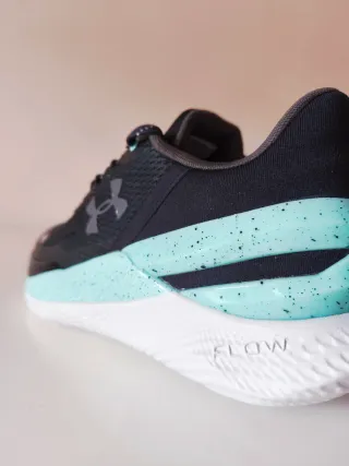 Zapatillas Under Armour Curry Negras y Turquesa