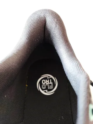 Zapatillas Under Armour Curry Negras y Turquesa