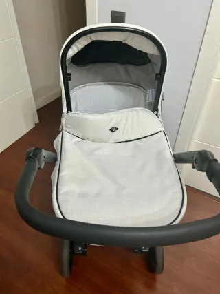 Conjunto bebé: Silla, Capazo y Silla Coche Bebecar