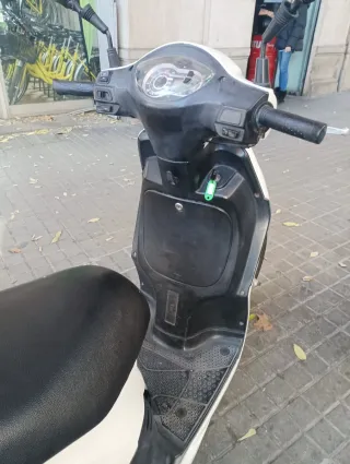 Moto Sym Symphony 125 Blanca