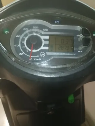 Moto Sym Symphony 125 Blanca