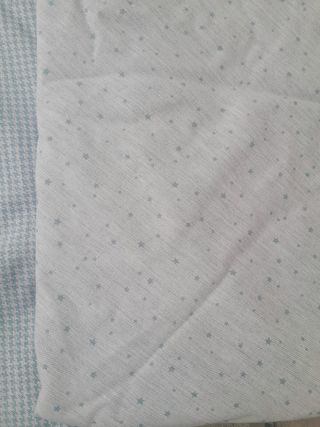 Tela viyela con estrellas grises