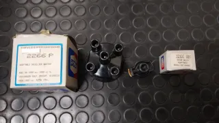 Lote de tapas Delco ANGLI para coches clasicos.