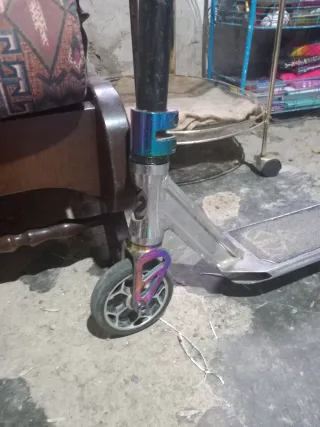 Patinete freestyle plateado