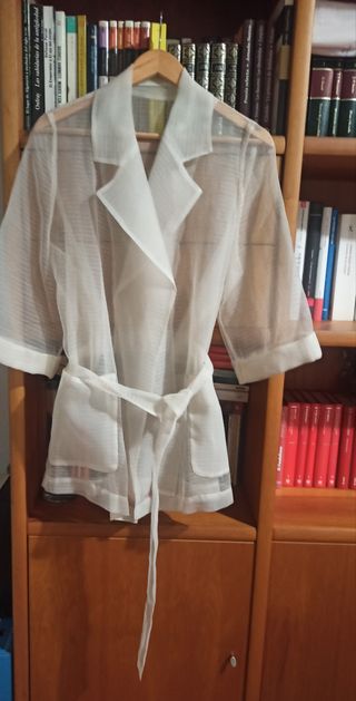 Chaqueta tul crudo talla única