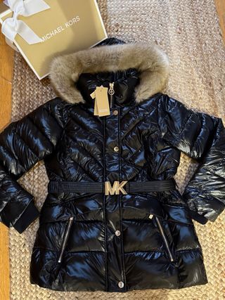 Abrigo Michael Kors Negro con Cinturón MK