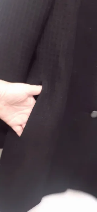 Chaqueta Negra Kalfe