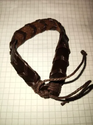 Braccialetto in pelle intrecciata