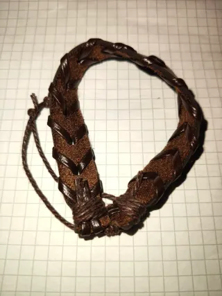 Braccialetto in pelle intrecciata