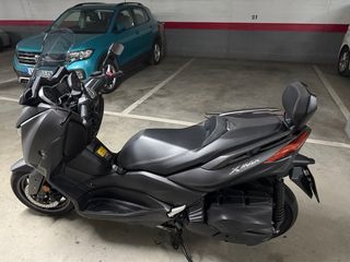 Yamaha XMAX 400 año 2018