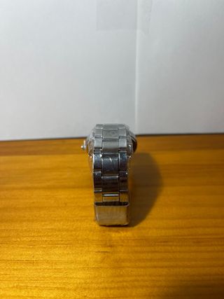 Reloj WOKAI Negro Metal Elegante Nuevo