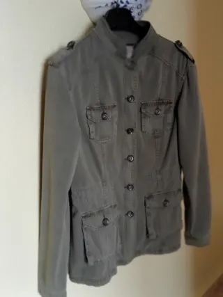 Chaqueta militar verde