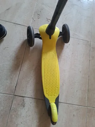 Patinete Oxelo 3 Ruedas Amarillo