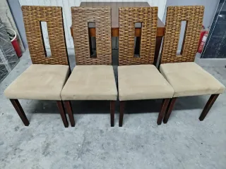 Mesa Comedor Madera 90x90cm + 4 Sillas