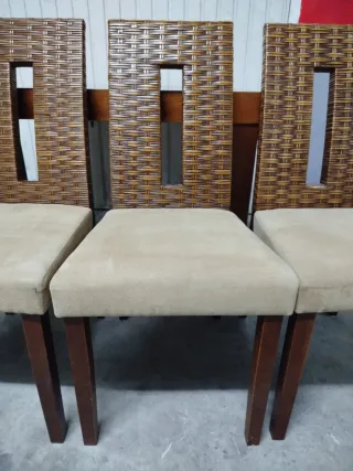 Mesa Comedor Madera 90x90cm + 4 Sillas