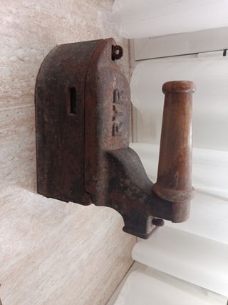 Plancha antigua de carbón