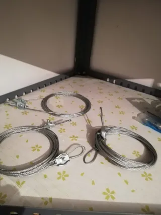 Cable de acero con tensores