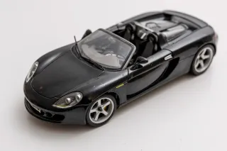 Maqueta Porsche Carrera GT 1/18 Negra Maisto