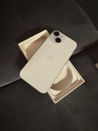 iPhone 15 128GB