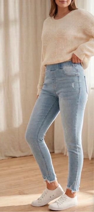 Jeans a leggings skinny strappati donna