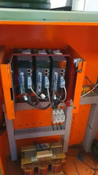 Fresadora Kondia CNC