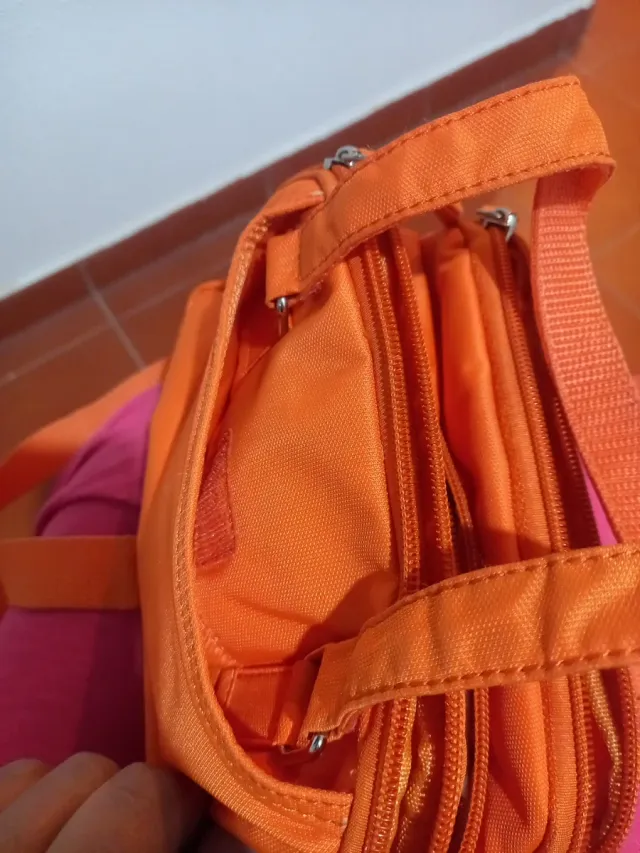 Bolso niña naranja miniatura