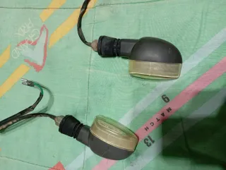 Porta matrícula moto con intermitentes