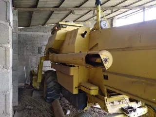 Cosechadora New Holland 8040