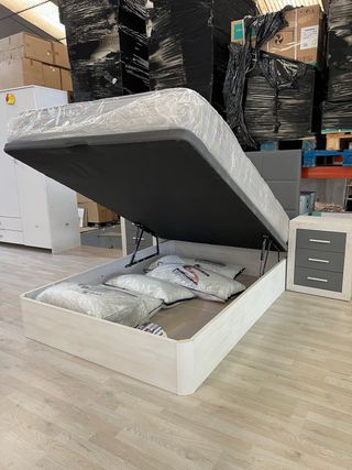 Canapé 135x190 ¡Liquidación en Alicante!