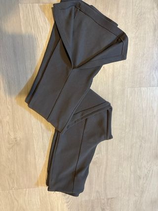 Pantalón Zara Talla S Gris