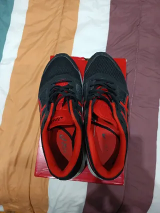 Asics Patriot 9 Zapatillas Negras y Rojas