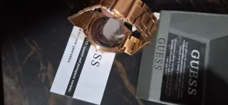Reloj Guess Dorado Mujer