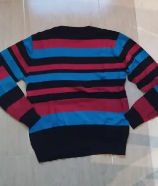 Jersey rayas negro, azul y rojo