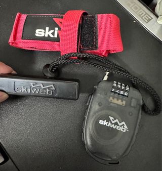 Portaesquís, Portabotas y candado SIN ESTRENAR