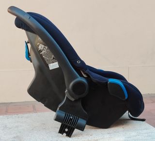 2 Sillas de coche para bebé