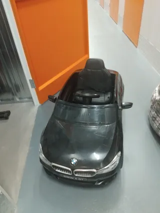 Coche eléctrico BMW 6 GT para niños