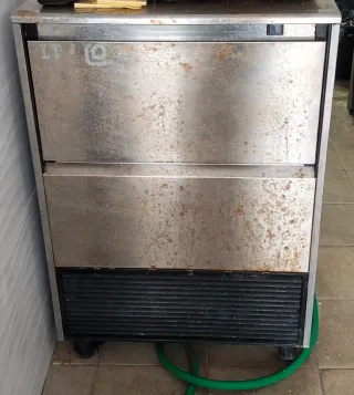 Máquina de hielo cubitos