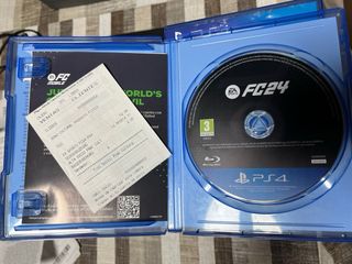 PS4 1TB + 2 Dualshock