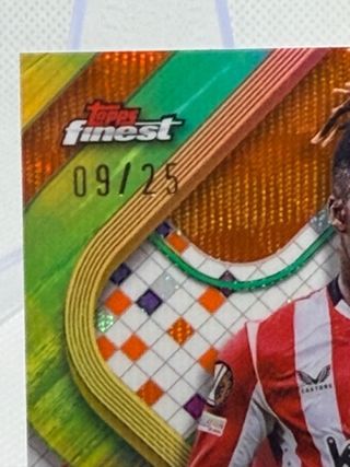 Nico Williams Autógrafo Naranja Wave /25