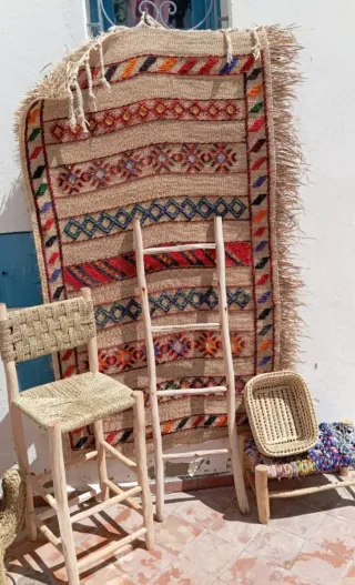 Muebles de yute, mimbre y madera