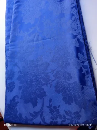 Falda huertana damasco azul marino