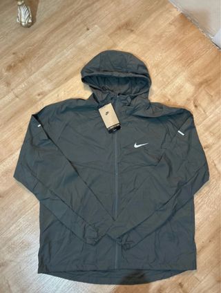 Conjunto Nike Running Verde Oliva