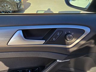 Volkswagen Golf Advance 2.0 TDI 150CV