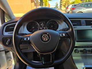 Volkswagen Golf Advance 2.0 TDI 150CV