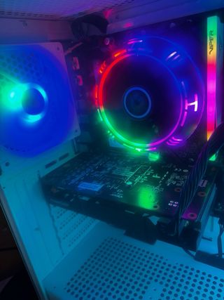 Torre Gaming ARGB Blanca