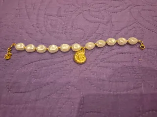 Pulsera Perlas Acero Dorado