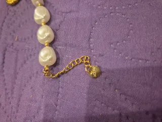Pulsera Perlas Acero Dorado